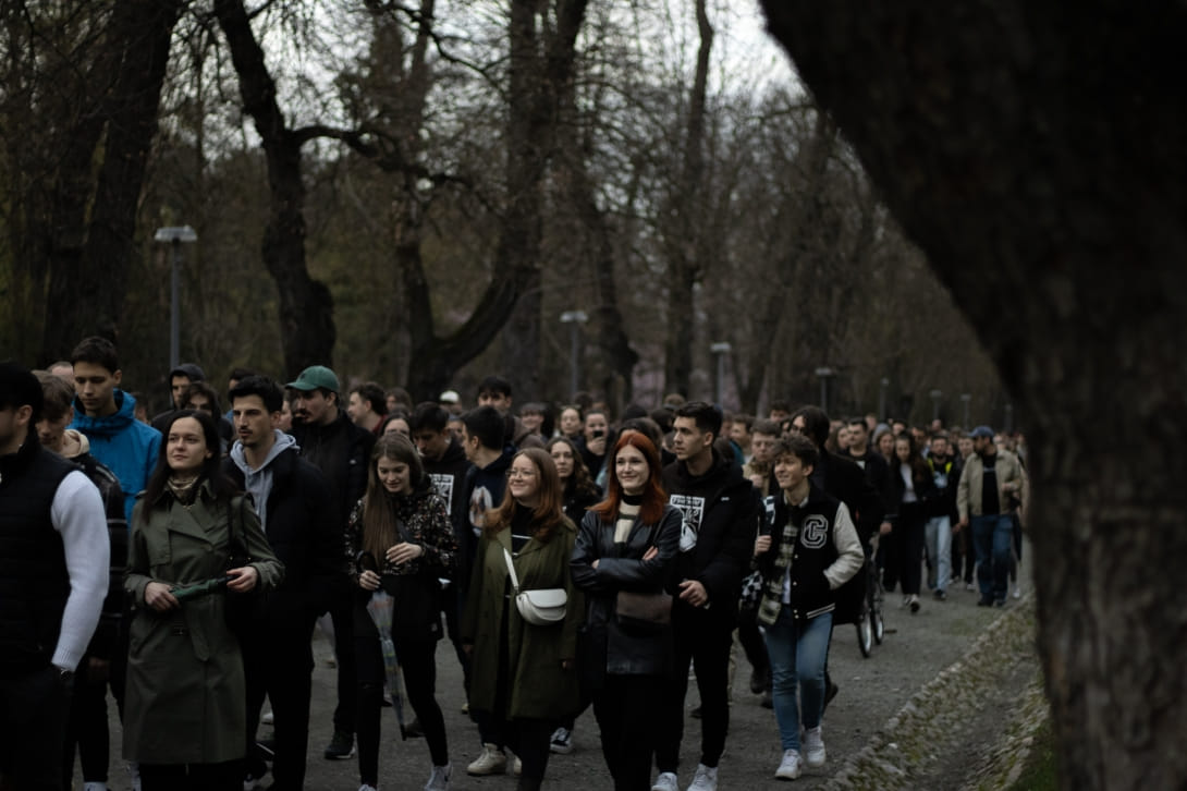 Az etnikum nem választ szét, de az utálat igen